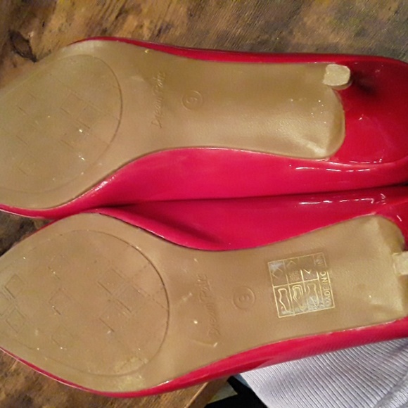 Sexy Red Sz 9 Dream Pairs Kitten Heel Gorgeous Pumps - Picture 9 of 10